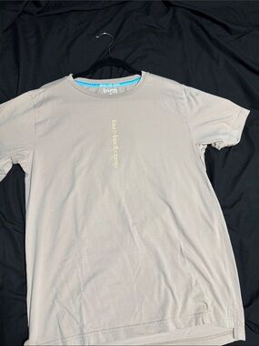 burn Boot Camp Men’s Crew Neck Tee in Light Beige
